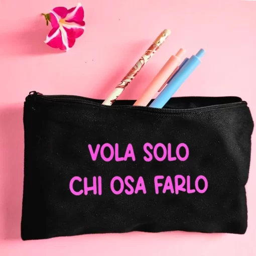 Pochette nera personalizzata con frase